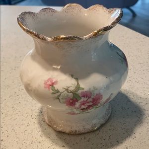 Homer Laughlin small vase